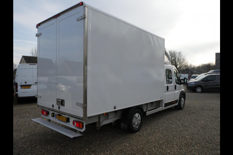 Opel Movano 2.2D 140PK, L4, Dubbel Cabine, Airco, Meubelbak L*B*H = 360*210*220 / Lat om lat betimmering / 2 x Lading vastzetrail op 100 en 207 cm