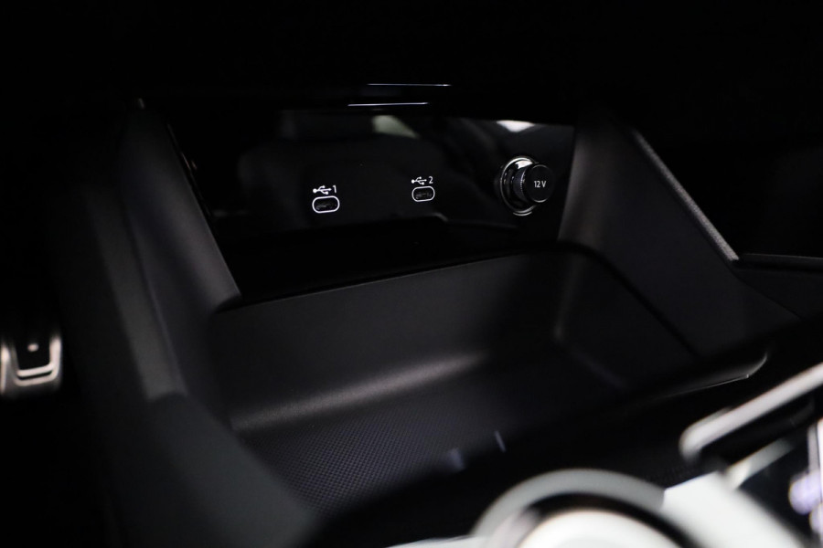 Audi A6 Avant e-tron S edition performance 100 kWh 367pk | Matrix Led verlichting | Elektrisch verstelbare voorstoelen+ geheugen bestuurdersstoel  | Adaptieve cruise controle | 360° Camera