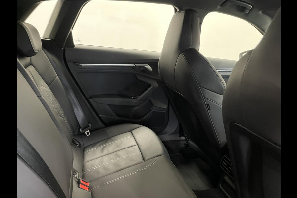 Audi A3 Sportback 30 TFSI S edition Navigatie Apple Carplay / Android Auto Adaptive Cruise Control Parkeersensoren Full Led Virtual Cockpit Climate Control