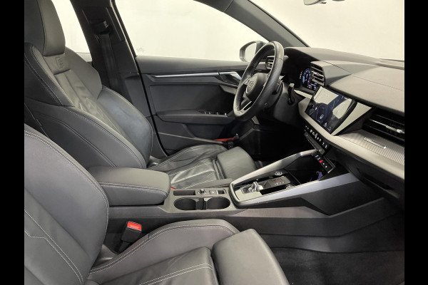 Audi A3 Sportback 30 TFSI S edition Navigatie Apple Carplay / Android Auto Adaptive Cruise Control Parkeersensoren Full Led Virtual Cockpit Climate Control