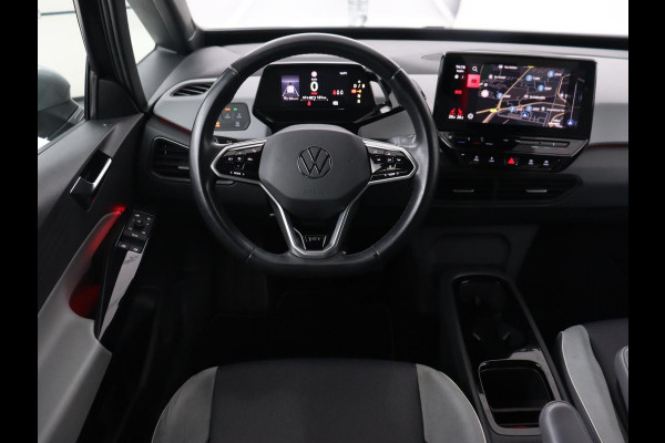 Volkswagen ID.3 First Plus 58 kWh | Stoel & stuurverwarming | Camera | Adaptive cruise | Sfeerverlichting | Carplay | Navigatie | Matrix LED | Parkeerhulp | Sfeerverlichting | Climate control