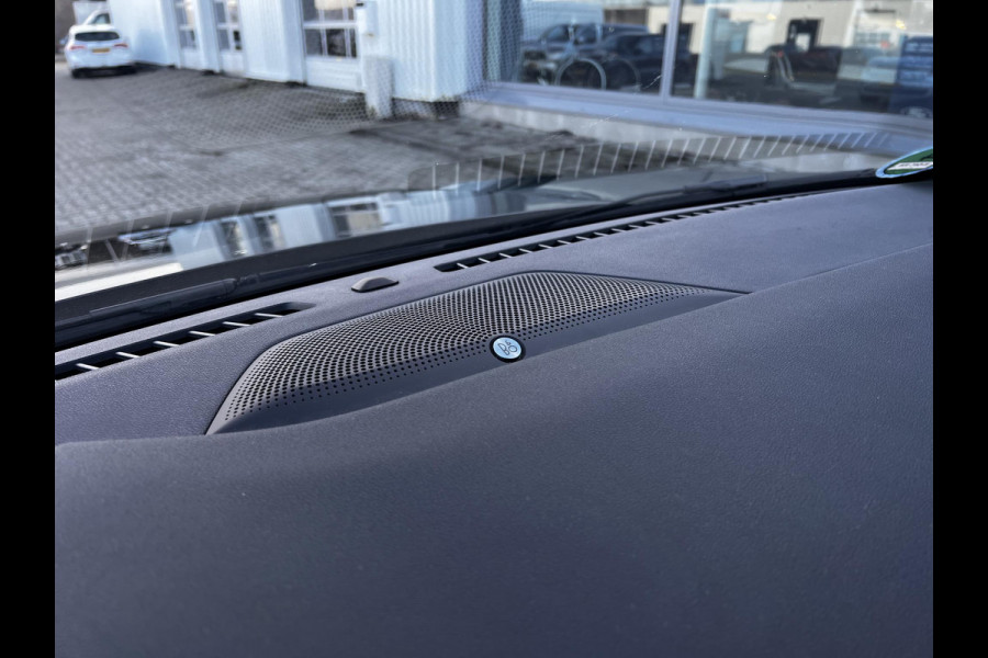 Ford Kuga 1.5 EcoBoost ST-Line X | Cruise Control | Elektrisch uitklapbare trekhaak | Achteruitrijcamera