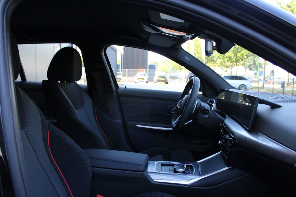 BMW 3 Serie Touring 330i xDrive | FACELIFT | M-SPORT | ACC | SFEER | CARPLAY | STOELVERW