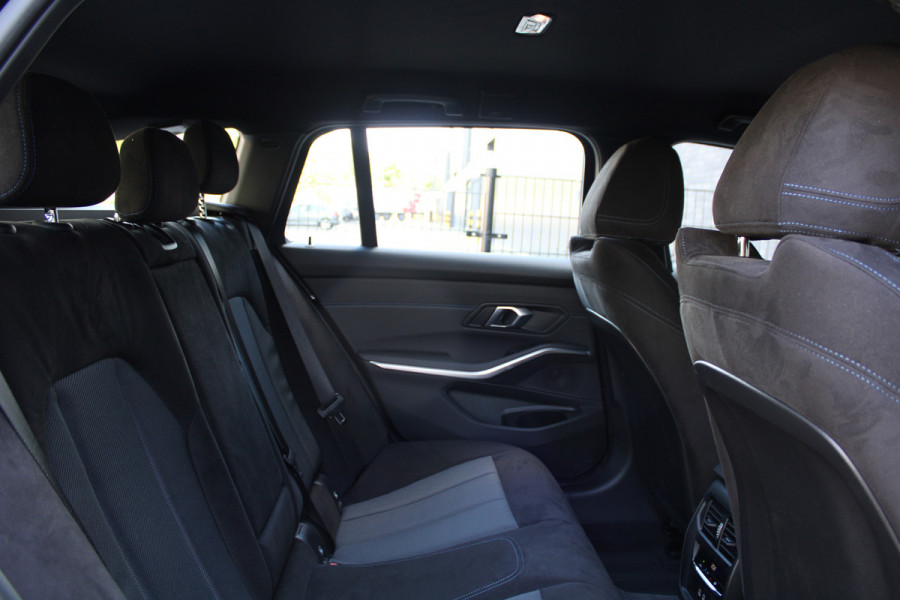 BMW 3 Serie Touring 330i xDrive | FACELIFT | M-SPORT | ACC | SFEER | CARPLAY | STOELVERW