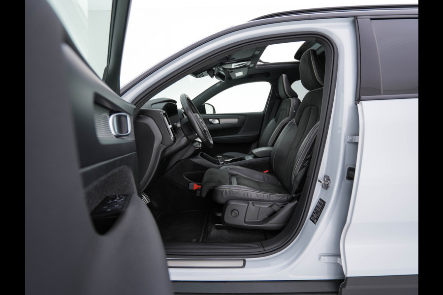 Volvo XC40 Recharge P8 AWD R-Design [ 3-Fase ] {SOH-89%} (INCL-BTW) *PANO | LEATHER-MICROFIBRE | DIGI-COCKPIT | FULL-LED | NAVI-FULLMAP | ECC | CARPLAY | PDC | KEYLESS | HEATED-SPORTSEATS | BLIS | PRIVACY-GLASS | 20"ALU*