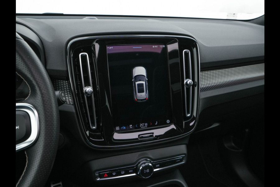 Volvo XC40 Recharge P8 AWD R-Design [ 3-Fase ] {SOH-89%} (INCL-BTW) *PANO | LEATHER-MICROFIBRE | DIGI-COCKPIT | FULL-LED | NAVI-FULLMAP | ECC | CARPLAY | PDC | KEYLESS | HEATED-SPORTSEATS | BLIS | PRIVACY-GLASS | 20"ALU*