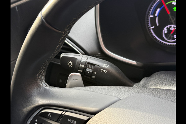 Hyundai Santa Fe 1.6 T-GDI HEV i-Motion | Apple Carplay | Camera | Trekhaak | Stoelverwarming