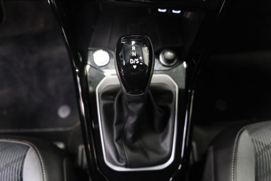 Volkswagen T-Roc 1.5 TSI 2x R-Line Business+ - Airco, Cruise, PDC, Camera, Carplay.