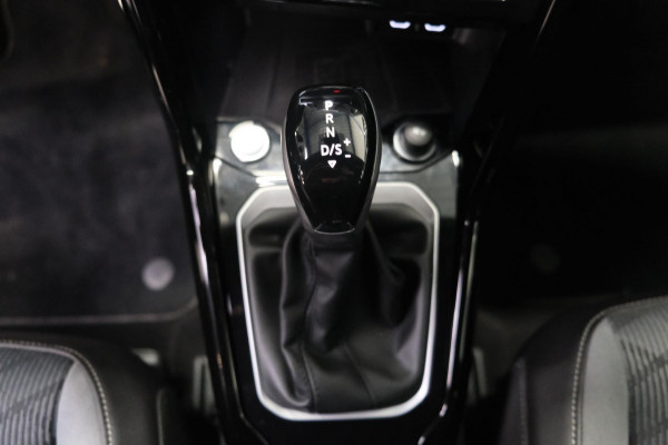 Volkswagen T-Roc 1.5 TSI 2x R-Line Business+ - Airco, Cruise, PDC, Camera, Carplay.