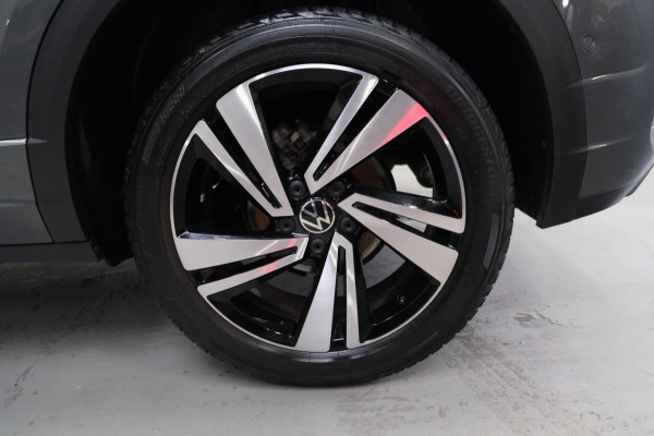 Volkswagen T-Roc 1.5 TSI 2x R-Line Business+ - Airco, Cruise, PDC, Camera, Carplay.
