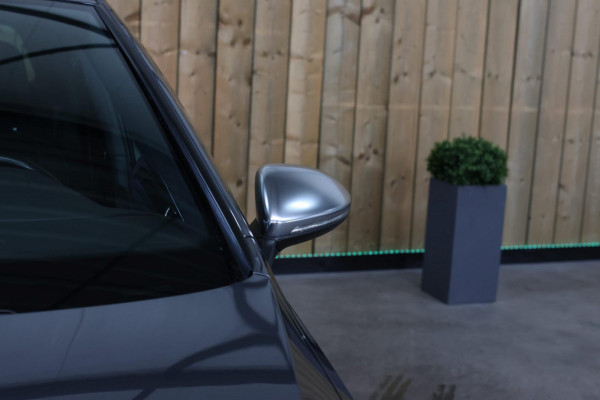 Volkswagen Golf 2.0 TSI 4Motion R *Pano*Dynaudio*DCC*Keyless*