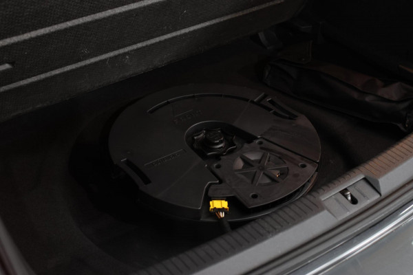 Volkswagen Golf 2.0 TSI 4Motion R *Pano*Dynaudio*DCC*Keyless*