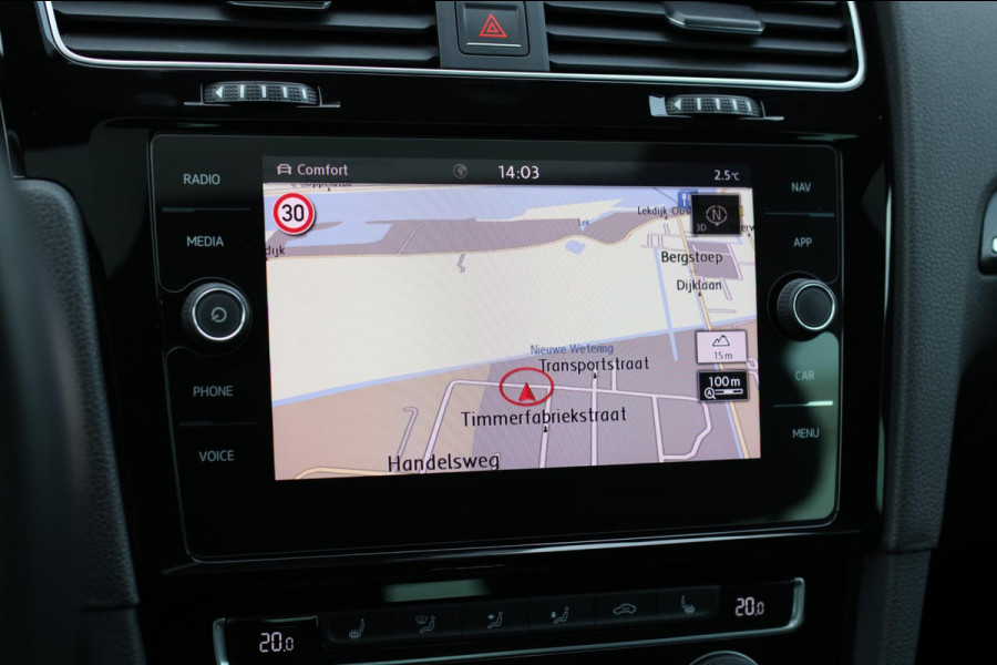 Volkswagen Golf 2.0 TSI 4Motion R *Pano*Dynaudio*DCC*Keyless*