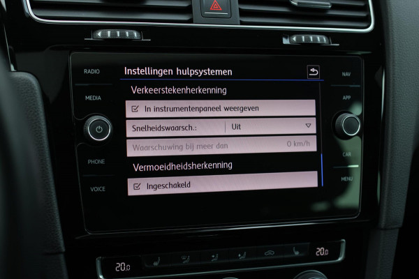 Volkswagen Golf 2.0 TSI 4Motion R *Pano*Dynaudio*DCC*Keyless*