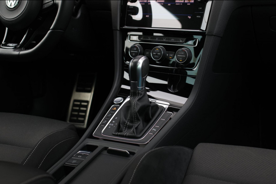 Volkswagen Golf 2.0 TSI 4Motion R *Pano*Dynaudio*DCC*Keyless*