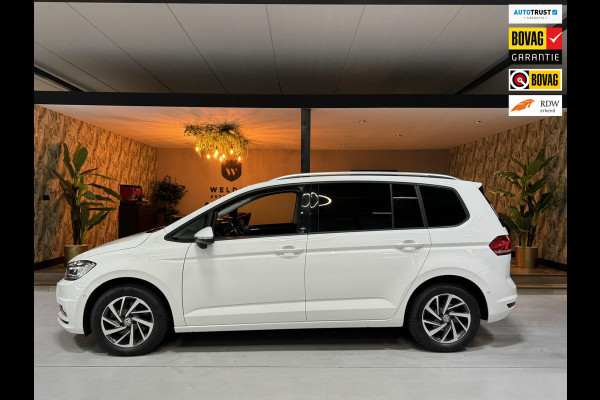 Volkswagen Touran 1.4 TSI Highline 7p Garantie Standkachel StoelVW Camera Carplay Adoptieve Cruise Navi Clima Led Rijklaar