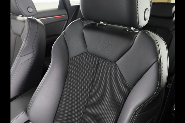 Audi Q3 35 TFSI S edition Competition 150pk| Verlengde garantie | Navigatie | Parkeercamera | 19 inch Lichtmetalen velgen | Apple Carplay/ Android Auto