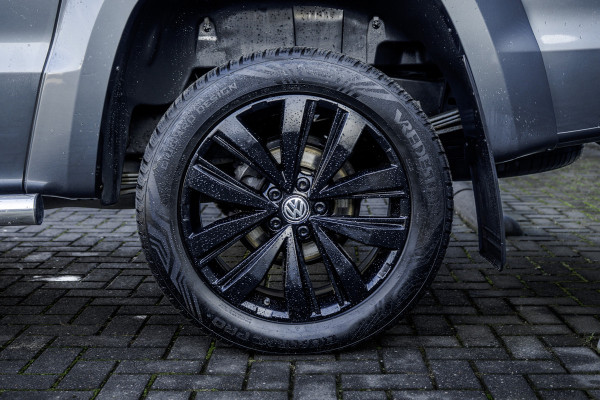 Volkswagen Amarok 3.0 TDI V6 L2H1 | 4Motion | Aventura | DC | 259 PK | Leder | Automaat | Schakelflippers