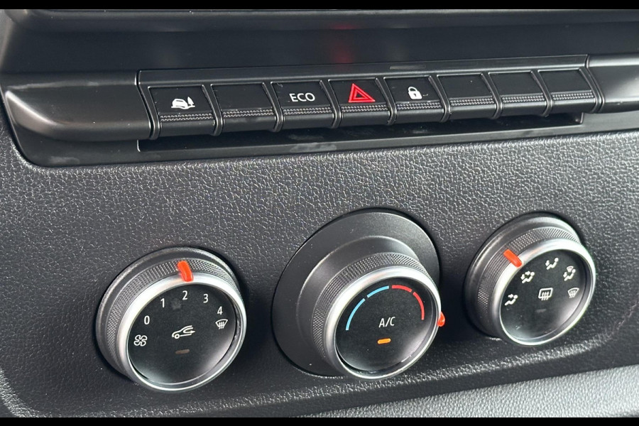 Renault Master T35 2.3 dCi 135 L3H2 Navi|Cruise|Trekhaak