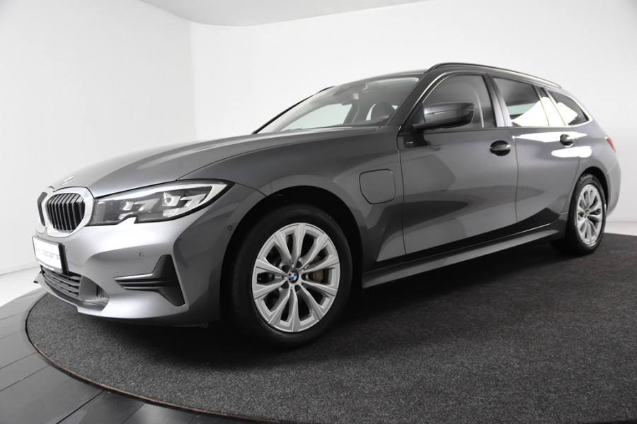 BMW 3-serie 330e Touring *1ste Eigenaar*Leer*Navigatie*