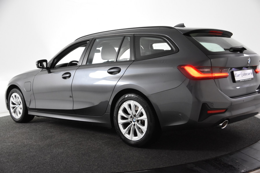 BMW 3-serie 330e Touring *1ste Eigenaar*Leer*Navigatie*