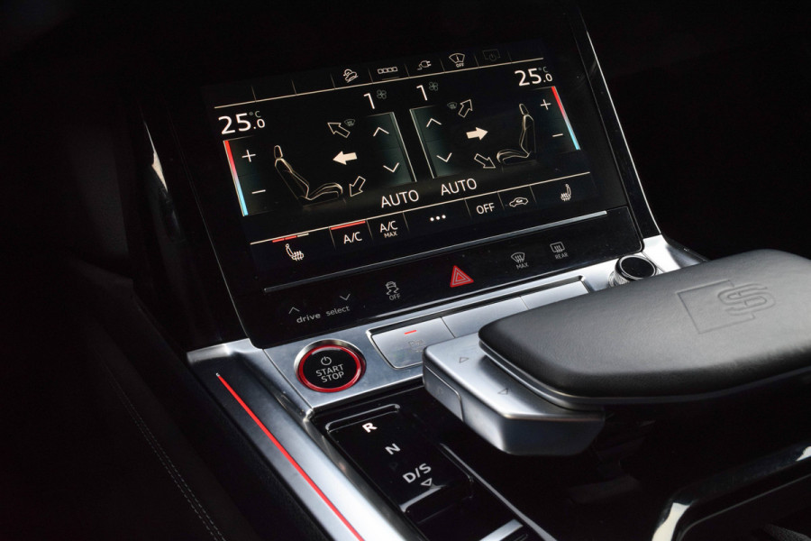 Audi e-tron Sportback S Quattro 371kW / Standkachel/ Luchtvering/ Adaptive Cruise Control/ Head-Up Display/ 371kW (504PK)