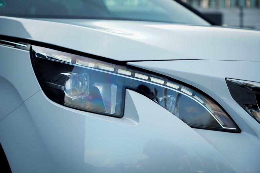 Peugeot 3008 1.6 HYbrid4 300 Première Pack Avantage GT / Pano / Stoelverwarming / Leder / Massage