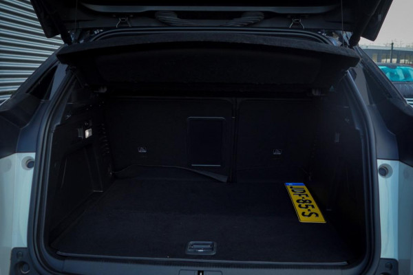 Peugeot 3008 1.6 HYbrid4 300 Première Pack Avantage GT / Pano / Stoelverwarming / Leder / Massage