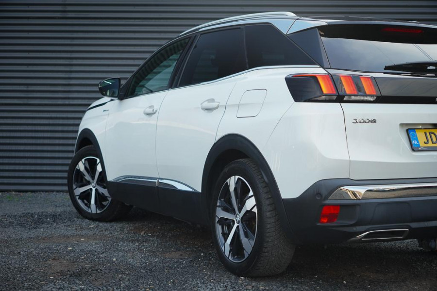 Peugeot 3008 1.6 HYbrid4 300 Première Pack Avantage GT / Pano / Stoelverwarming / Leder / Massage