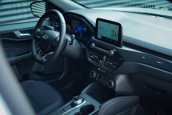 Ford Kuga 2.5 PHEV ST-Line / Winter Pack / Trekhaak / Incl BTW