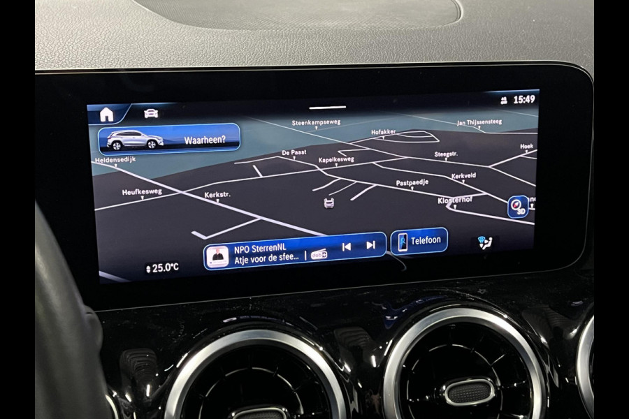 Mercedes-Benz GLA 180 Trekhaak | Open dak | Cruise control | Navigatie | Stoel-/stuurverwarming | Achteruitrij camera