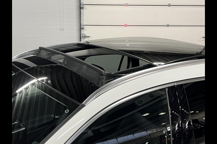 Mercedes-Benz GLA 180 Trekhaak | Open dak | Cruise control | Navigatie | Stoel-/stuurverwarming | Achteruitrij camera