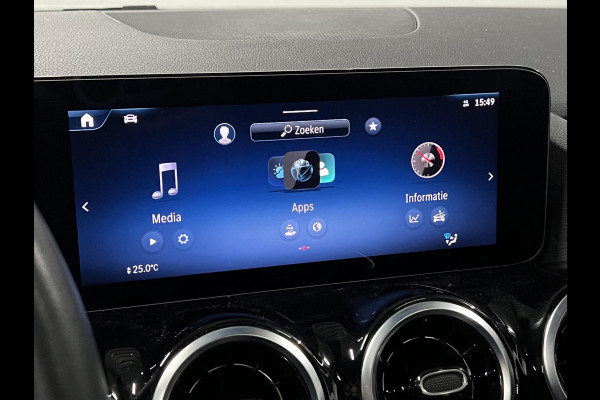 Mercedes-Benz GLA 180 Trekhaak | Open dak | Cruise control | Navigatie | Stoel-/stuurverwarming | Achteruitrij camera