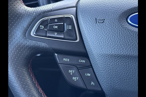 Ford EcoSport 1.0 EcoBoost ST-Line | Winter pack | Navigatie