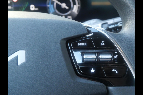 Kia Niro EV Light 64.8 kWh | Navigatie | Achteruitrijcamera | Airco | Cruise control Adaptieve |