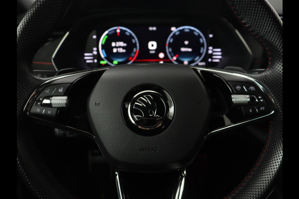 Škoda Octavia 1.4 TSI RS iV PHEV | Stoelverwarming | Head-Up | Matrix LED | Sfeerverlichting | Adaptive cruise | Side Assist | Carplay | Sportstoelen | Achterbankverwarming | Camera | Navigatie | Plug In