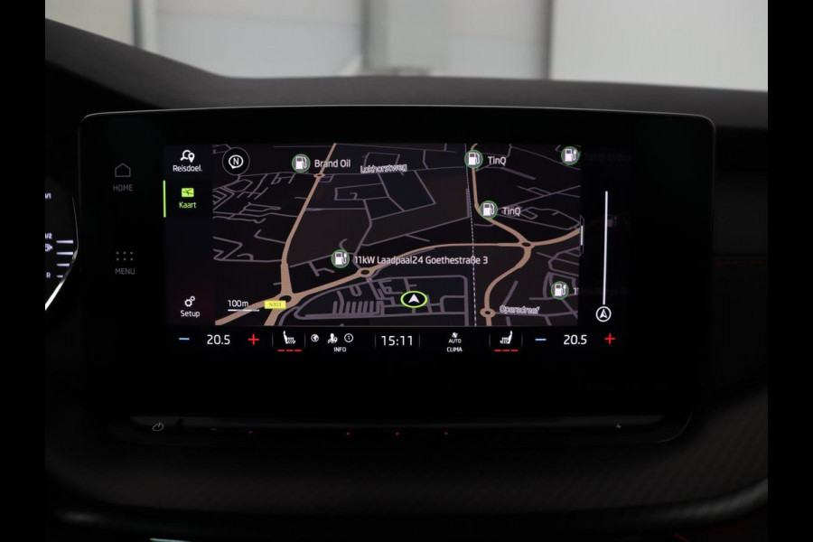 Škoda Octavia 1.4 TSI RS iV PHEV | Stoelverwarming | Head-Up | Matrix LED | Sfeerverlichting | Adaptive cruise | Side Assist | Carplay | Sportstoelen | Achterbankverwarming | Camera | Navigatie | Plug In