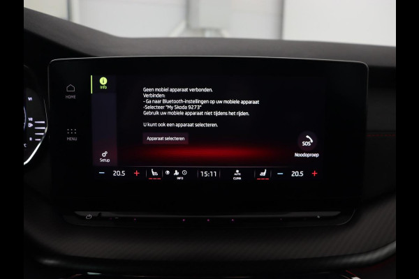 Škoda Octavia 1.4 TSI RS iV PHEV | Stoelverwarming | Head-Up | Matrix LED | Sfeerverlichting | Adaptive cruise | Side Assist | Carplay | Sportstoelen | Achterbankverwarming | Camera | Navigatie | Plug In