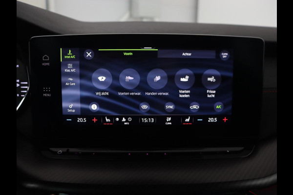 Škoda Octavia 1.4 TSI RS iV PHEV | Stoelverwarming | Head-Up | Matrix LED | Sfeerverlichting | Adaptive cruise | Side Assist | Carplay | Sportstoelen | Achterbankverwarming | Camera | Navigatie | Plug In