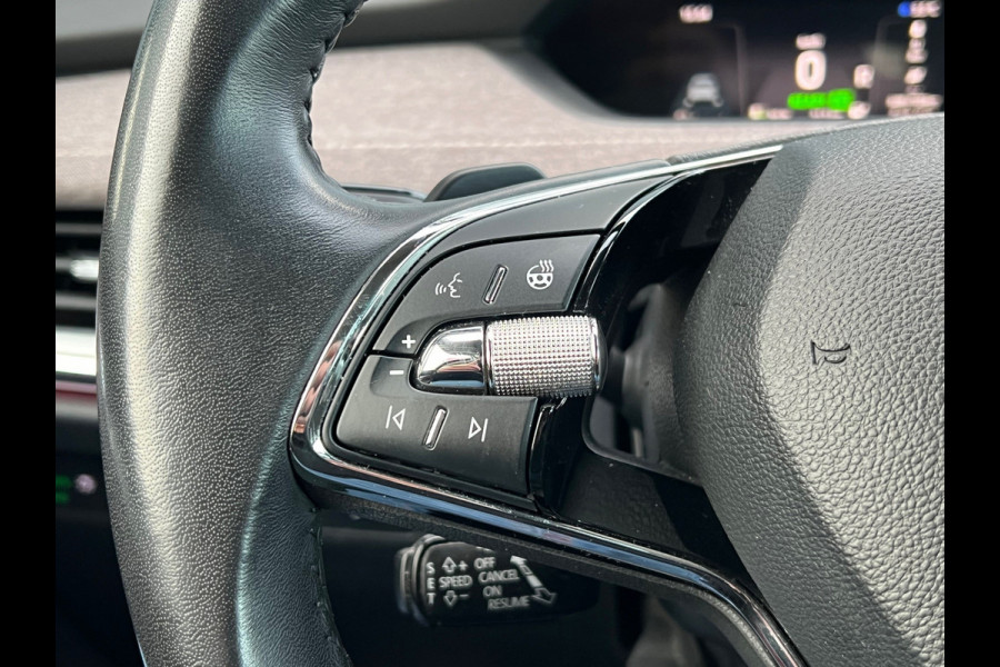 Škoda ENYAQ iV BWJ 2021 | 180PK SOH91,3% 60 First Edition | TREKHAAK | CLIMA | NAVI | STOEL&STUURWIEL VERW | PDC | CAMERA | CARPLAY