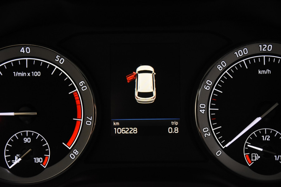 Škoda Karoq 1.5 TSI Ambition *1ste Eigenaar*Parkassist*Trekhaak*