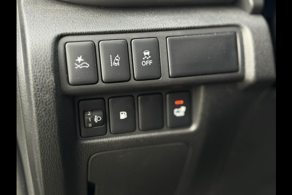 Mitsubishi Eclipse Cross 2.4 PHEV | Apple Carplay, Camera, Stoelverw., Climate, Cruise, Afn. Trekhaak | Dealeronderhouden