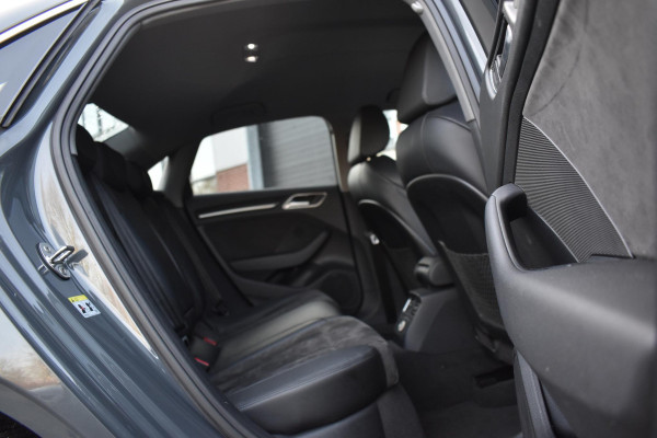 Audi A3 Limousine 35 TFSI CoD S line Virtual Keyless Driveselect Matrix