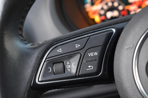 Audi A3 Limousine 35 TFSI CoD S line Virtual Keyless Driveselect Matrix