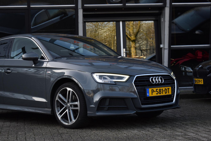 Audi A3 Limousine 35 TFSI CoD S line Virtual Keyless Driveselect Matrix