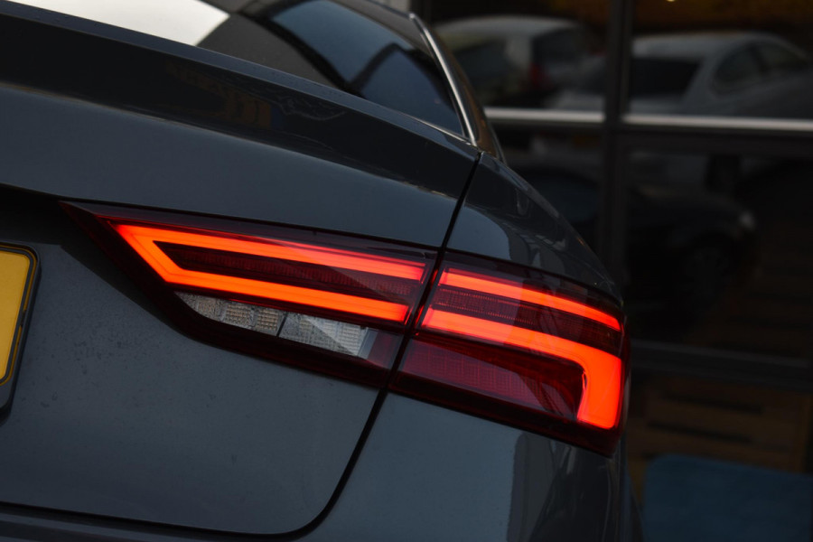 Audi A3 Limousine 35 TFSI CoD S line Virtual Keyless Driveselect Matrix