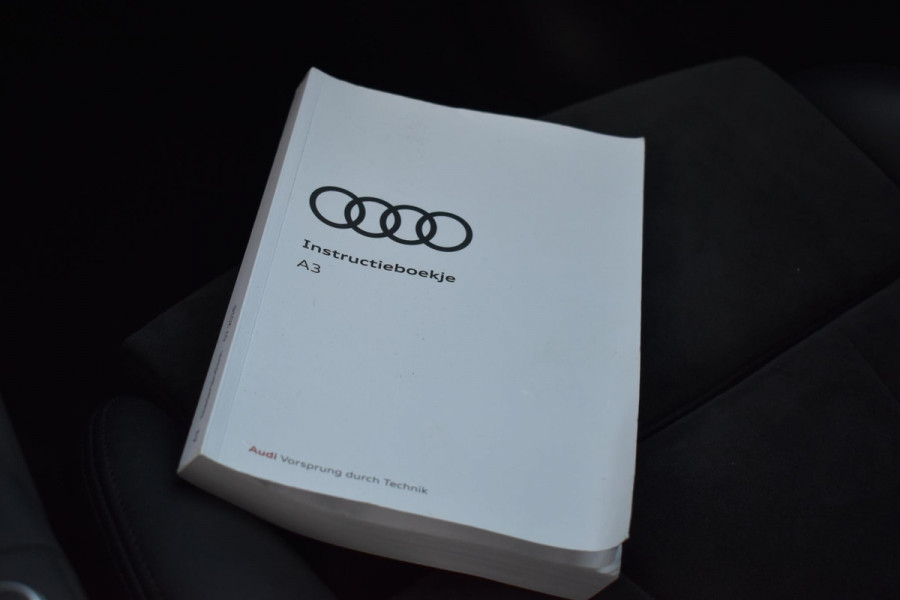 Audi A3 Limousine 35 TFSI CoD S line Virtual Keyless Driveselect Matrix