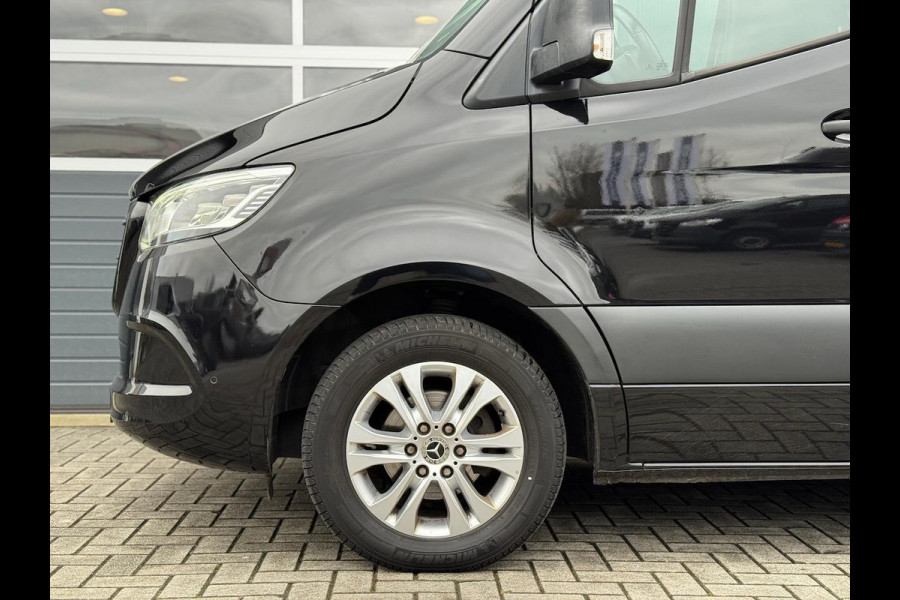 Mercedes-Benz Sprinter 319 3.0 CDI V6 L2H2 Automaat | Navi | Cruise | LED | Airco | Lichtmetaal | Trekhaak 3500KG | PDC | Camera