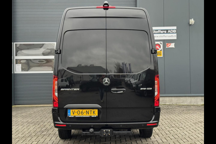 Mercedes-Benz Sprinter 319 3.0 CDI V6 L2H2 Automaat | Navi | Cruise | LED | Airco | Lichtmetaal | Trekhaak 3500KG | PDC | Camera