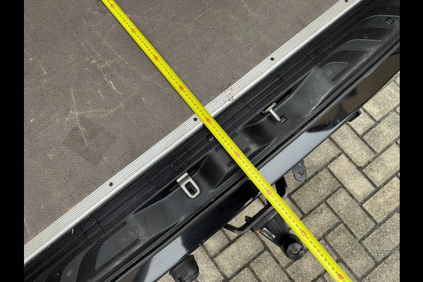 Mercedes-Benz Sprinter 319 3.0 CDI V6 L2H2 Automaat | Navi | Cruise | LED | Airco | Lichtmetaal | Trekhaak 3500KG | PDC | Camera